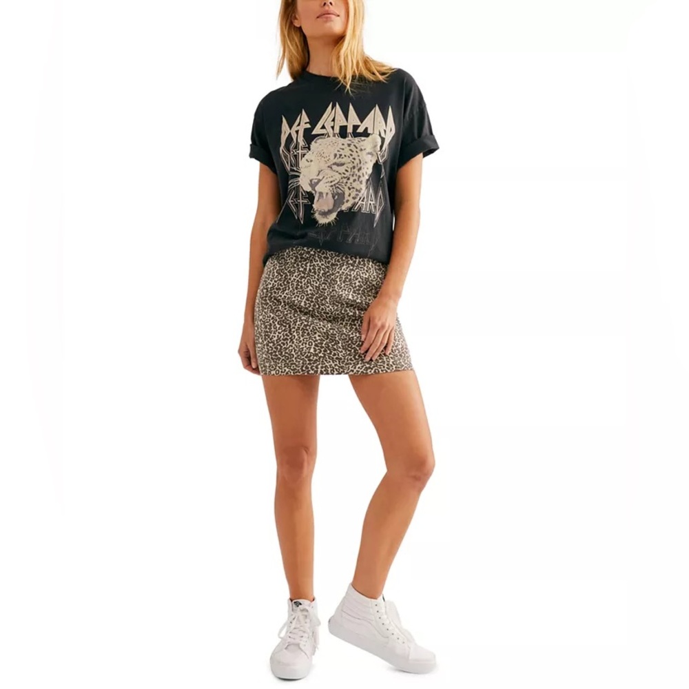 Free People - Modern Femme Novelty Mini Denim Skirt in Leopard Print! - Picture 3 of 8